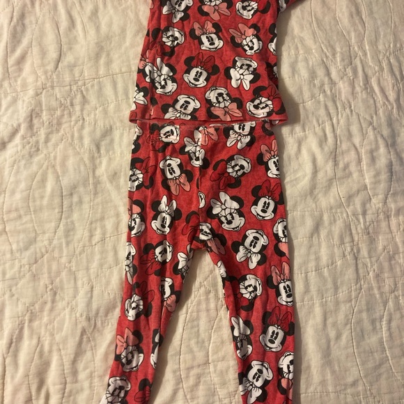 Christmas sale! Disney Red and Pink Minnie Mouse Girls Pajama Set - Picture 1 of 4